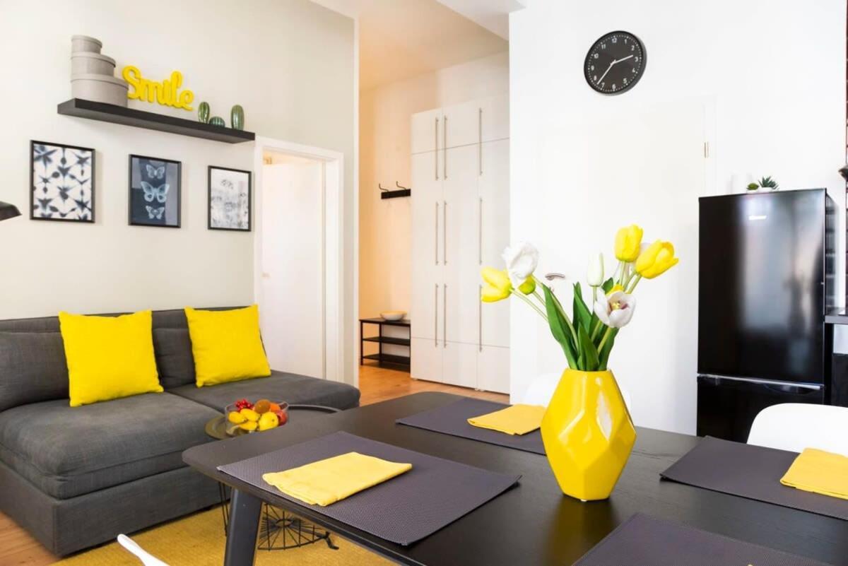 Central Apartment Berlin Extérieur photo